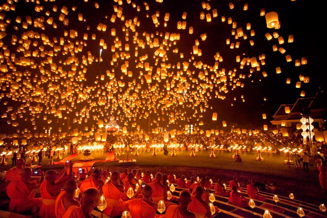 Soi dong voi le hoi Loy Krathong, Thái Lan